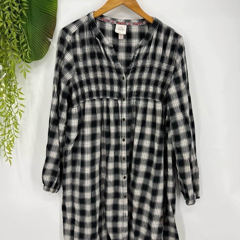 Knox Rose Black and White Checkered Blouse